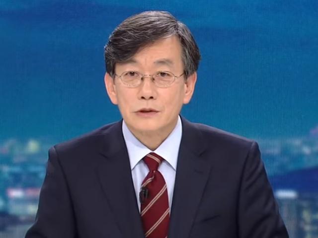 6년 4개월 만에 ‘뉴스룸’ 떠난 손석희…“많이 배웠다”