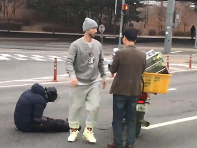 <strong>크라운</strong>제이 근황, 목격담 전해져…오토바이 사고 현장서 부상자 돕는 모습 '훈훈'