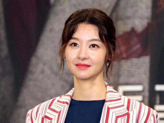 송선미, 남편 청부 살해 男 상대 2심도 승소…"13억 배상"