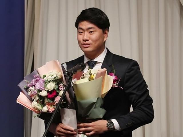 '어쩌다 군 면제' <strong>이영하</strong>, 운수 좋은 날 계속된다