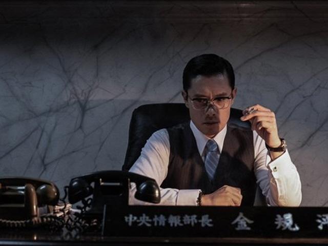 김재규, 왜 박정희에 총구 겨눴나···2인자 분노 그려낸 이병헌