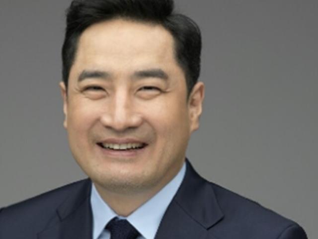 [단독] 강용석 "김건모 차는 포르쉐 <strong>카이엔</strong>...경찰이 특정" 거짓