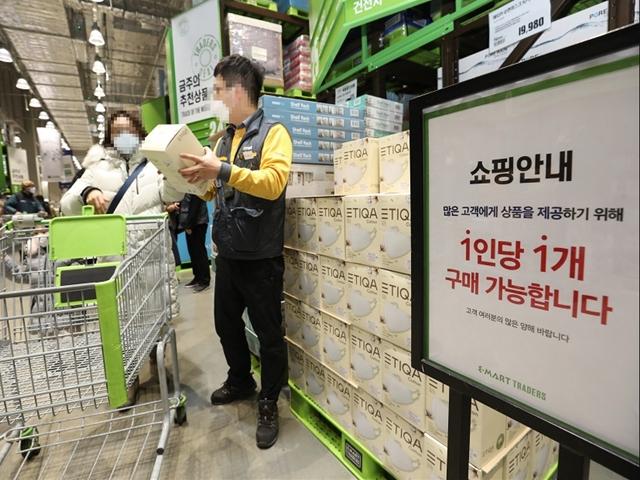 마스크업체들 “우리가 잘 나간다구요? 천만의 말씀”