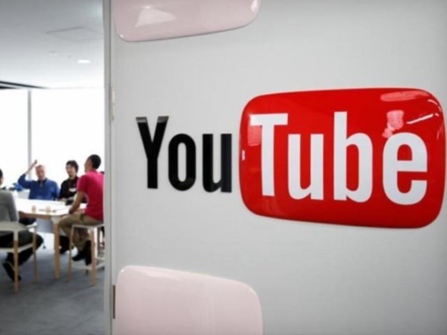 구글이 <strong>유튜브</strong> 인수 후 14년 만에 처음으로 공개한 매출 실적표