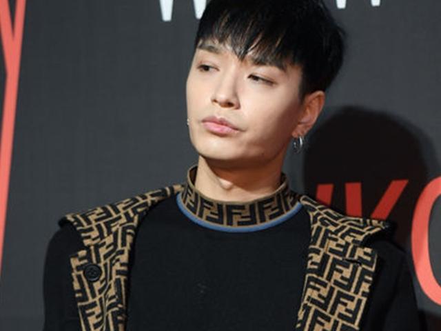 <strong>쌈디</strong>, 7년 만에 재프러포즈한 띠동갑 연하 팬에 화답 "뭐래 쪼맨한 게"