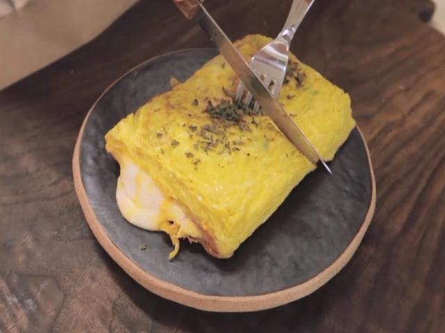 치즈덕후를 위한 치즈폭포 <strong>계란말이</strong>
