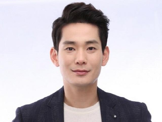 KBS "한상헌 <strong>아나운서</strong>, 하차 확정된 바 없다"…'가세연' <strong>폭로</strong> 파장 거세다