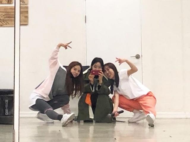 <strong>남규리</strong>, '슈가맨3' 씨야 연습실 공개→멤버 사랑은 덤…"연습 때 우리"