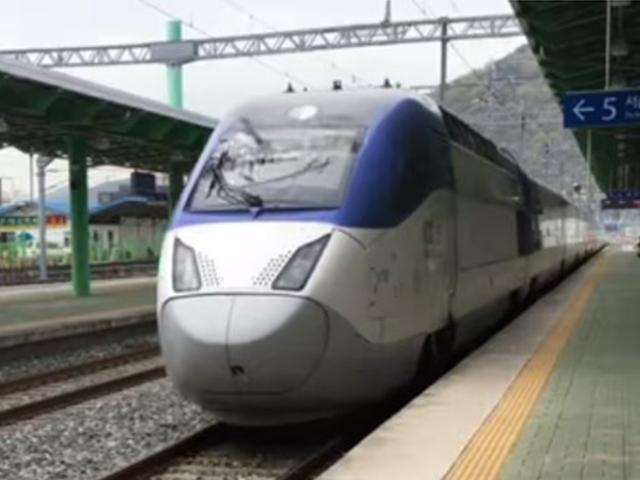 <strong>KTX</strong> 안에서 점프해도 뒤로 날아가지 않는 이유