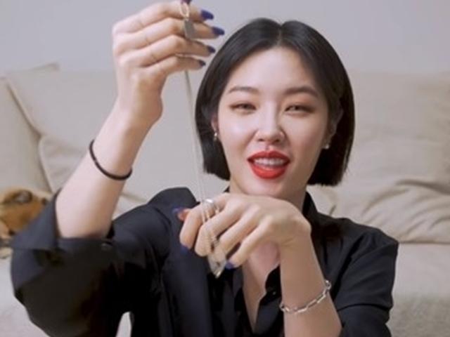 <strong>김새롬</strong>, 이혼후 결혼반지 녹이고 '다신 실수 않을거야'