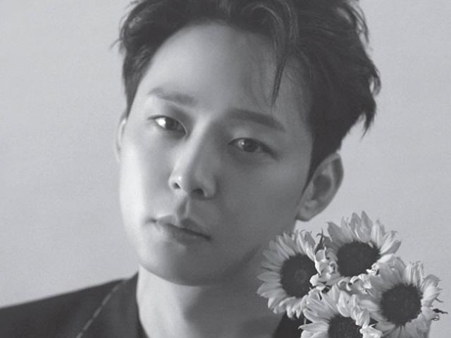 '마약 사범' <strong>박유천</strong>, 화보집 발매 예고…사실상 연예 활동 시작