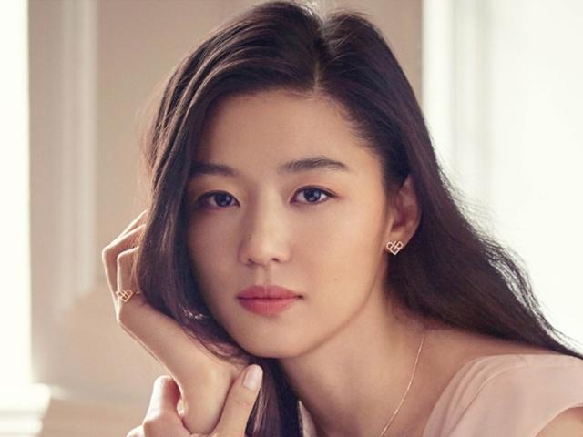 무려 870억? <strong>부동산</strong> '큰손' 건물주 스타 10