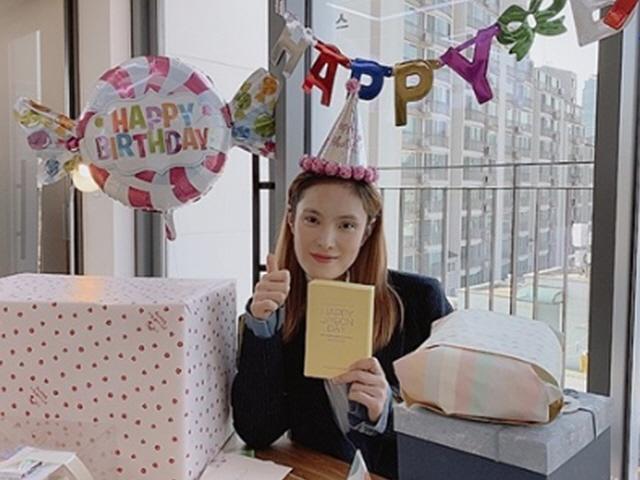 '<strong>조정석</strong>♥' <strong>거미</strong>, 임신 5개월 차 맞이한 생일 "주책맞게 눈물 나"