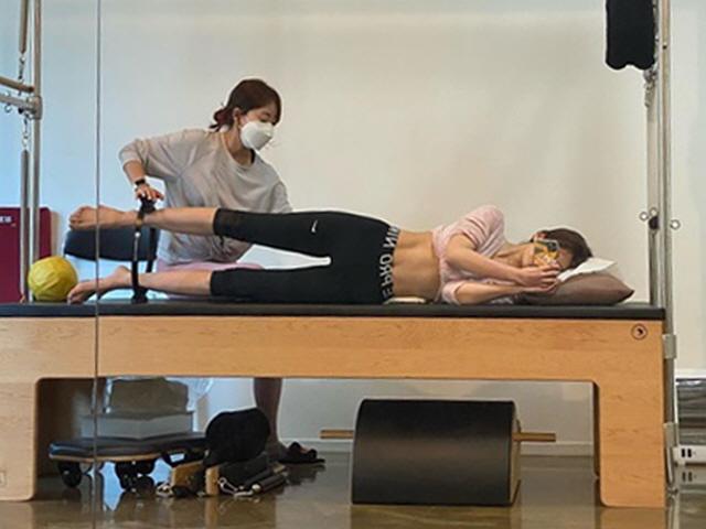 “<strong>자기</strong><strong>관리</strong> 끝판왕”…전소미, 숨 막히는 美친 복근 공개