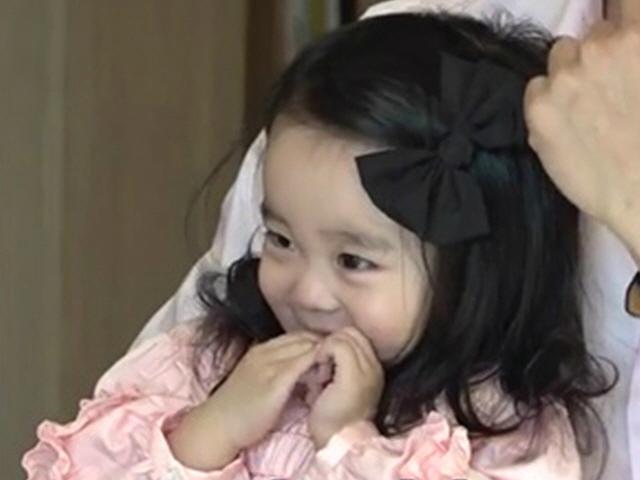 "서장훈도 녹았다"…'<strong>유랑마켓</strong>' 한석준, 애교만점 딸 사빈 공개