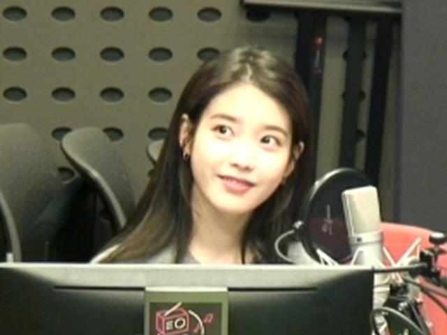 아이유 직접 밝힌 #절친 정은지·<strong>유인나</strong> #드림 #이상형 #근황