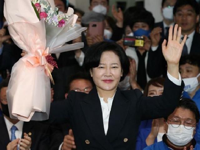 이수진 "<strong>나경원</strong> 같은 정치는 안할 자신 있다"