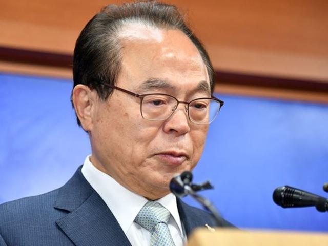 '30년 보수' <strong>부산</strong> 바꿨지만···추행에 무너진 '오뚝이' 오거돈