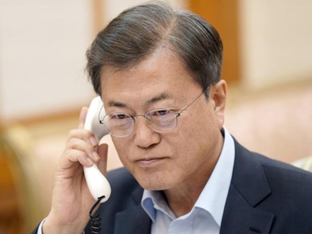 [단독] "방위비 13% 인상이 최선" 문 대통령은 강경했다