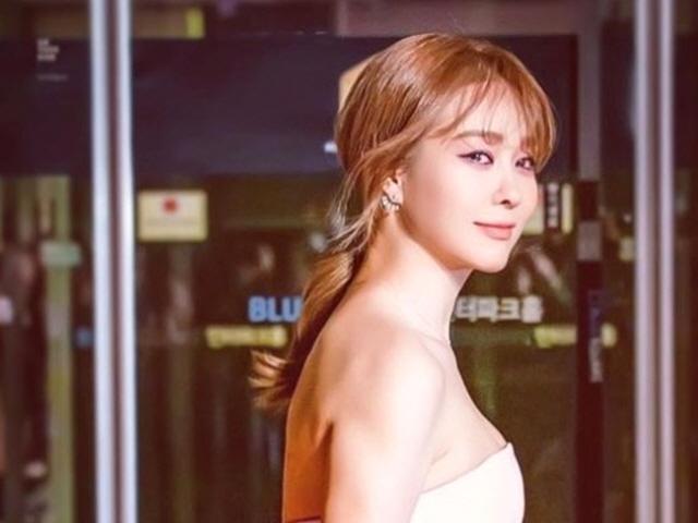 "몸무게 62kg? 돈 워리"…옥주현, 성유리도 인정한 건강한 아름다움