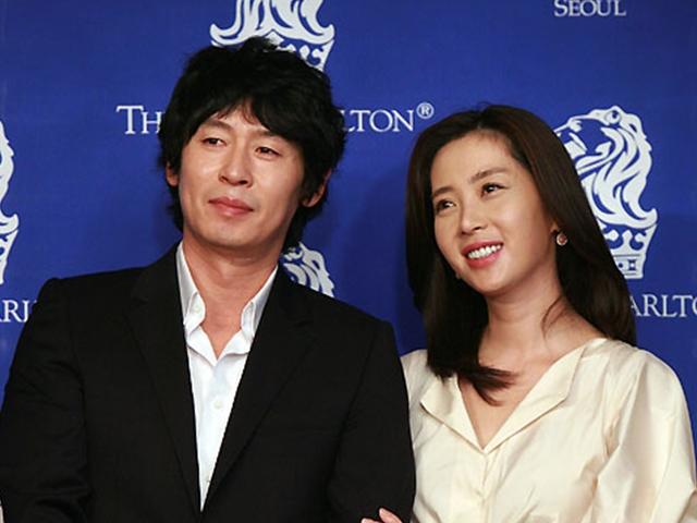 `설경구♥` <strong>송윤아</strong>, 불륜 언급 누리꾼에 일침…"도덕적으로 해선 안될 일"