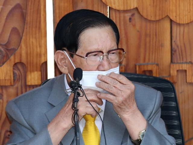 신천지 31번 환자, 두 달 만에 퇴원…‘산더미 <strong>병원비</strong>’ 누가 낼까