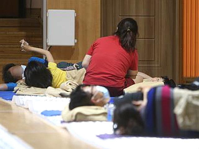 “매년 일어나는 산불 야속” 몸만 겨우 빠져 나온 고성 주민들
