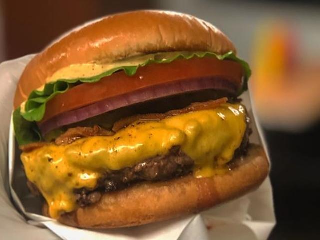 입안 가득 차는 풍성함! 수제버거 <strong>맛집</strong> BEST 5