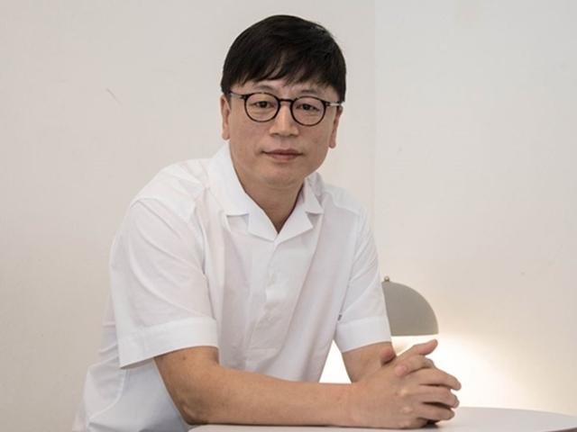 낮엔 생선장사 밤엔 영화공부... 한국형 판타지 새 역사 쓰다