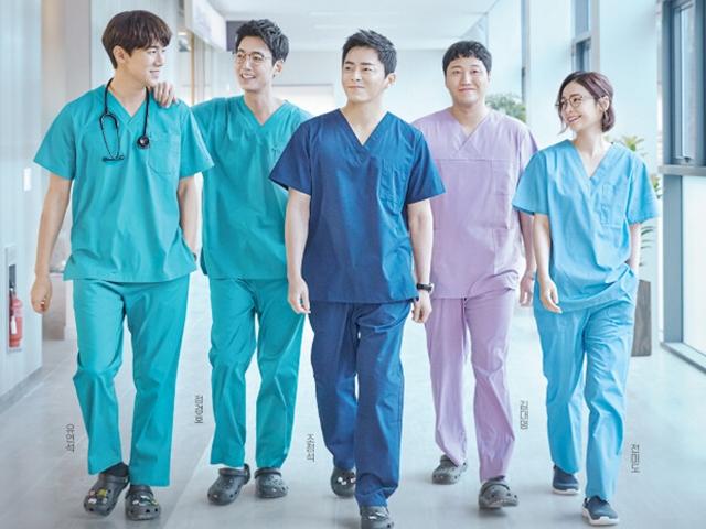 15년 짝꿍 신원호 PD·이우정 작가…“세상 모두가 좋은 사람이면 좋겠다”