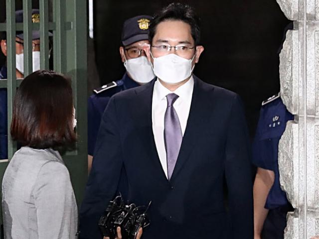 이재용 수사팀, 영장기각 후 서초동 <strong>식당</strong>에 다 모인 이유