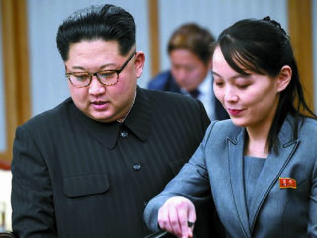 폭탄 든 그녀, <strong>김여정</strong>…10년전 김정은 '세자 책봉'과 닮았다