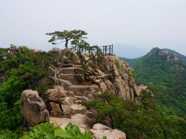 <strong>수도권</strong> 최고 인기의 바위 산, 관악산