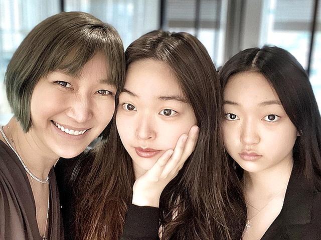 변정수, 유채원X유정원 두 딸과 '모전여전' 미모 근황