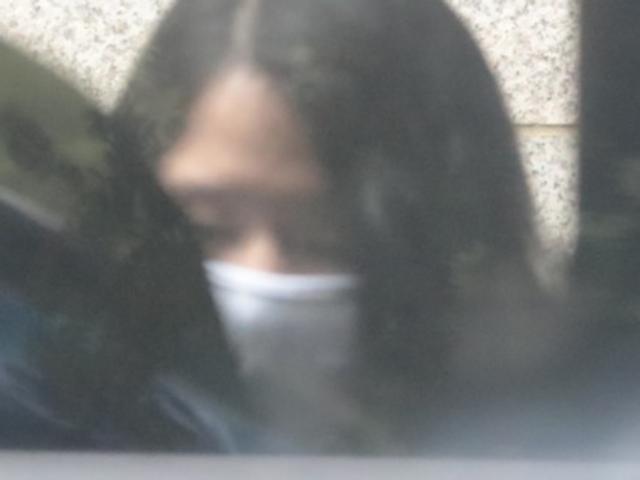 2심 '무기징역' 고유정, 가슴주머니에 머리빗 꽂고 담담한 모습