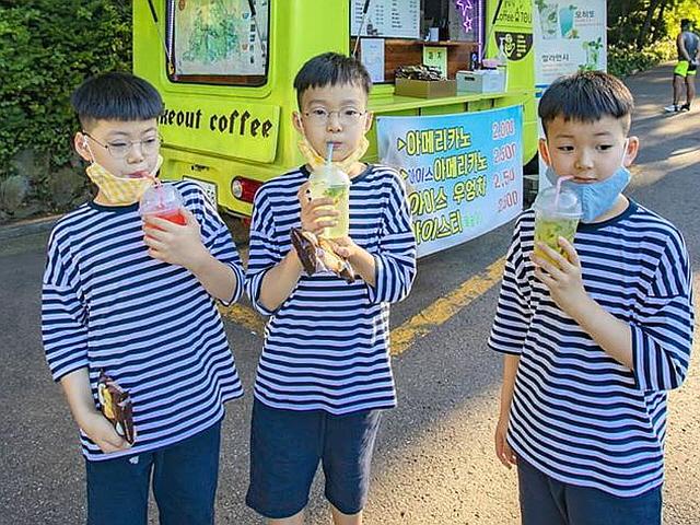 송일국, 마스크 풀 장착한 삼둥이 <strong>근황</strong> 공개…더 잘생겨졌네