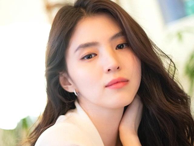 “어머니 빚을 변제했지만”... <strong>한소희</strong>, 불행한 과거사 고백