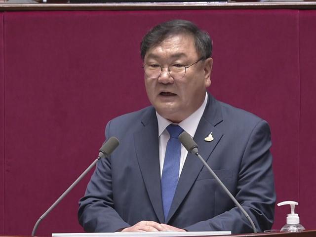 김태년 "국회·청와대·정부 부처 모두 <strong>세종시</strong>로 옮겨야"