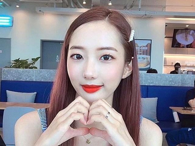 "10대가 클럽, 멤버 성추행"…아이러브 측, 신민아 주장에 <strong>카톡</strong> <strong>대화</strong> 공개