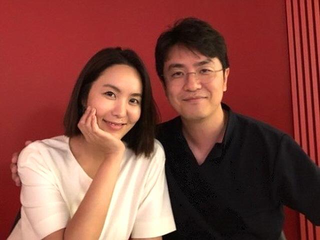<strong>최동석</strong>-박지윤 부부, 부산서 음주 역주행 트럭과 충돌..가족 4명 경미한 부상(종합)