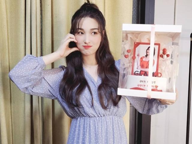 `<strong>최민환</strong>♥` 율희, `29kg 감량` 후 물오른 미모..."생애 첫 다이어트 성공"