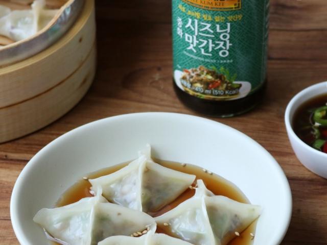 네모난 편수만두와 향긋한 <strong>쑥</strong> 수제비