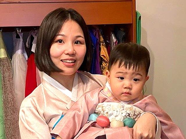 "코로나에 조촐하게" <strong>알리</strong>, <strong>결혼</strong> 1년만 아들 돌잔치 준비‥붕어빵 비주얼