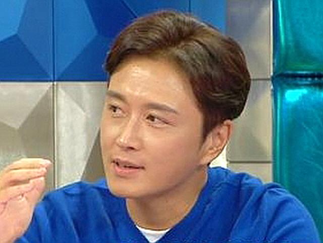 '라스' <strong>박시은</strong>♥진태현, "방송 때문에 입양했냐는 악플…딸 상처 받을까 걱정"