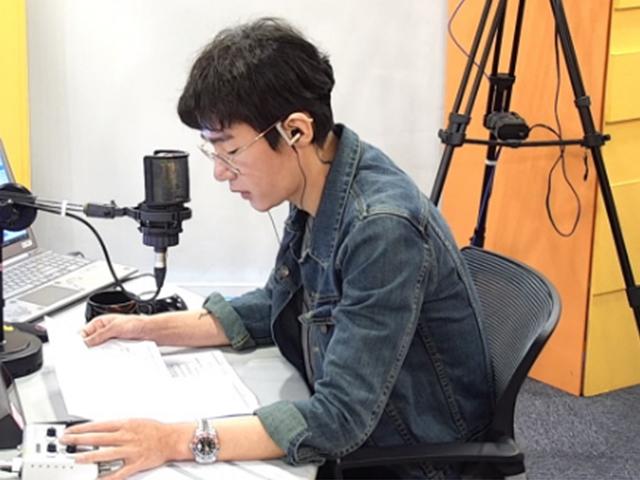 유명 라디오 DJ와 만화가의 데칼코마니 같은 PC(<strong>정치</strong>적 올바름)주의 비판 [위근우의 리플레이]