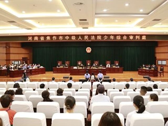 죽먹고 툭툭 쓰러진 어린이 25명...독살 범인은 옆반 보육교사
