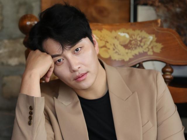 민우혁 "5.18 역사 알고 나니 제대로 알리고 싶었다"