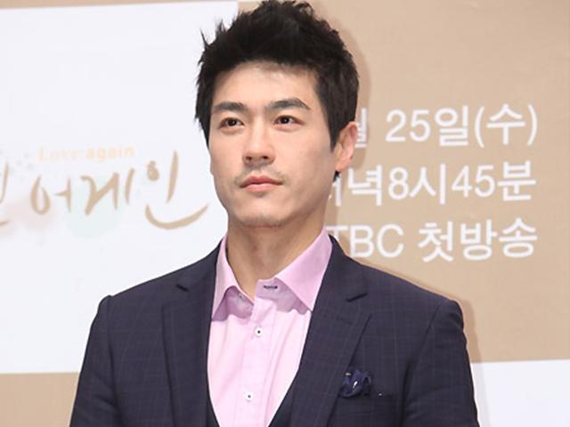 [단독] <strong>최철호</strong>, 충격 근황 그 후 “물류센터 동료들 제 걱정...다시 일어설 것”(인터뷰)
