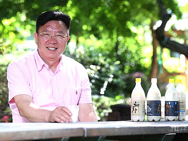 막걸리 1병에 11만원, 술판을 뒤흔든 사나이