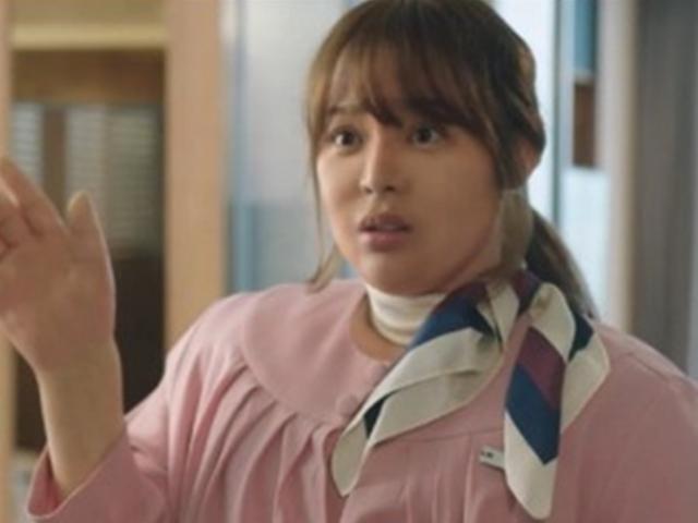 '산후조리원' <strong>박시연</strong>, 임신 후 35kg 찐 톱스타로 깜짝 출연 '특수분장 열연'